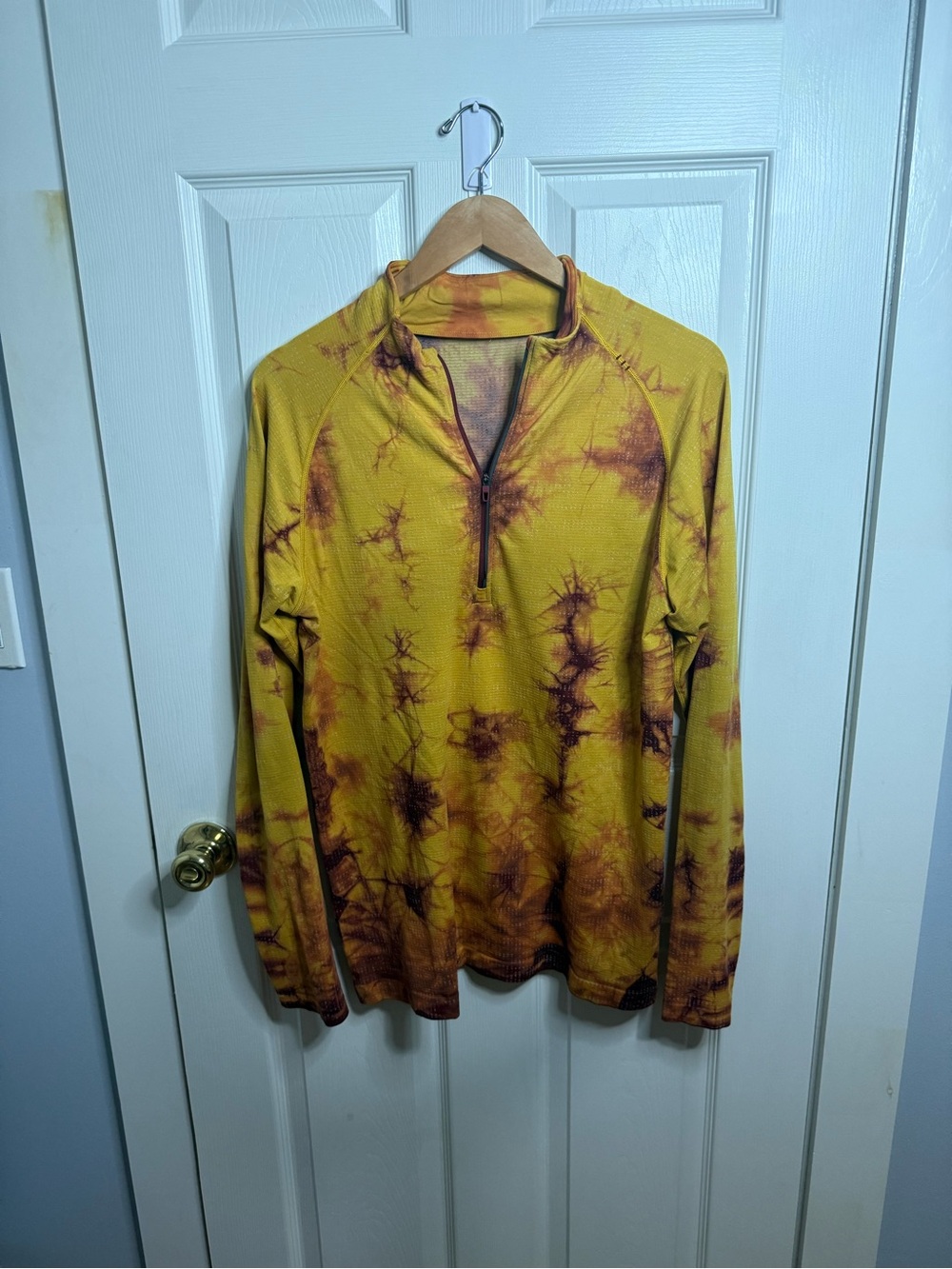 LULULEMON Men's Yellow Tie-Dye Quarter-Zip Shirt